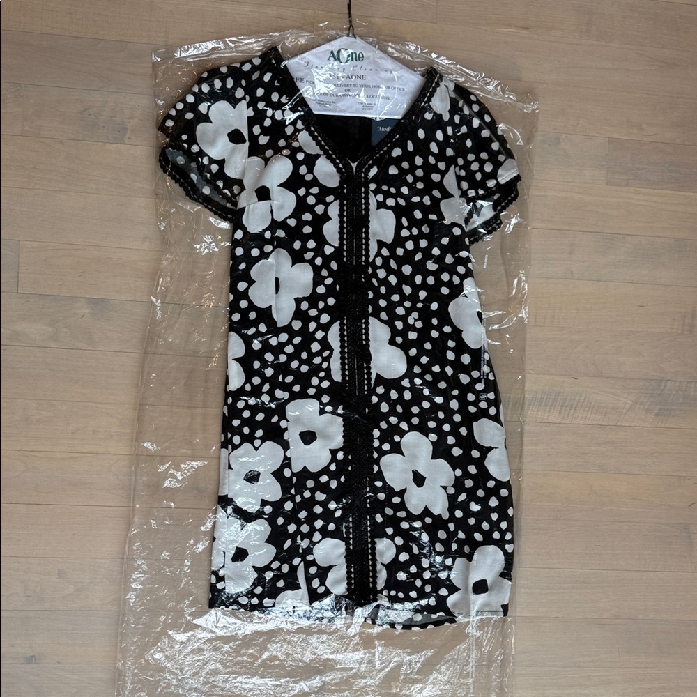 Black & White Floral Print Dress